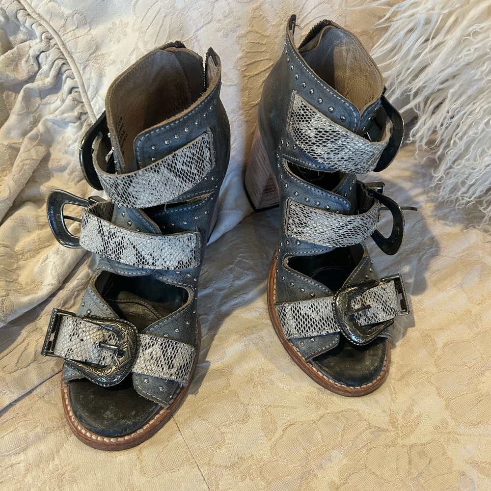 Freebird by Steven Gray and Black Heeled Shoes